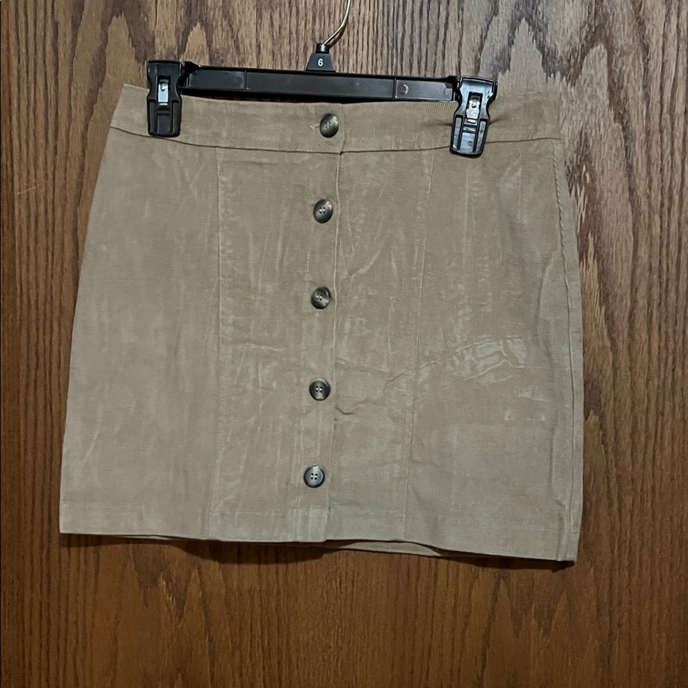 Chic Button-Down Mini Skirt in Tan